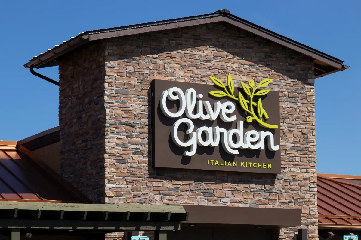 Olive Garden Will Shut Its Doors on Thanksgiving and Christmas